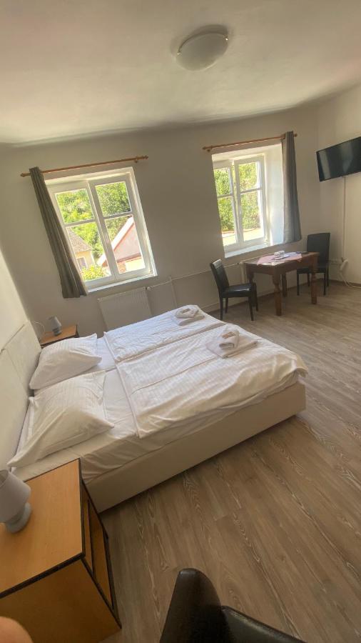Rozmberk Inn Rožmberk nad Vltavou Dış mekan fotoğraf